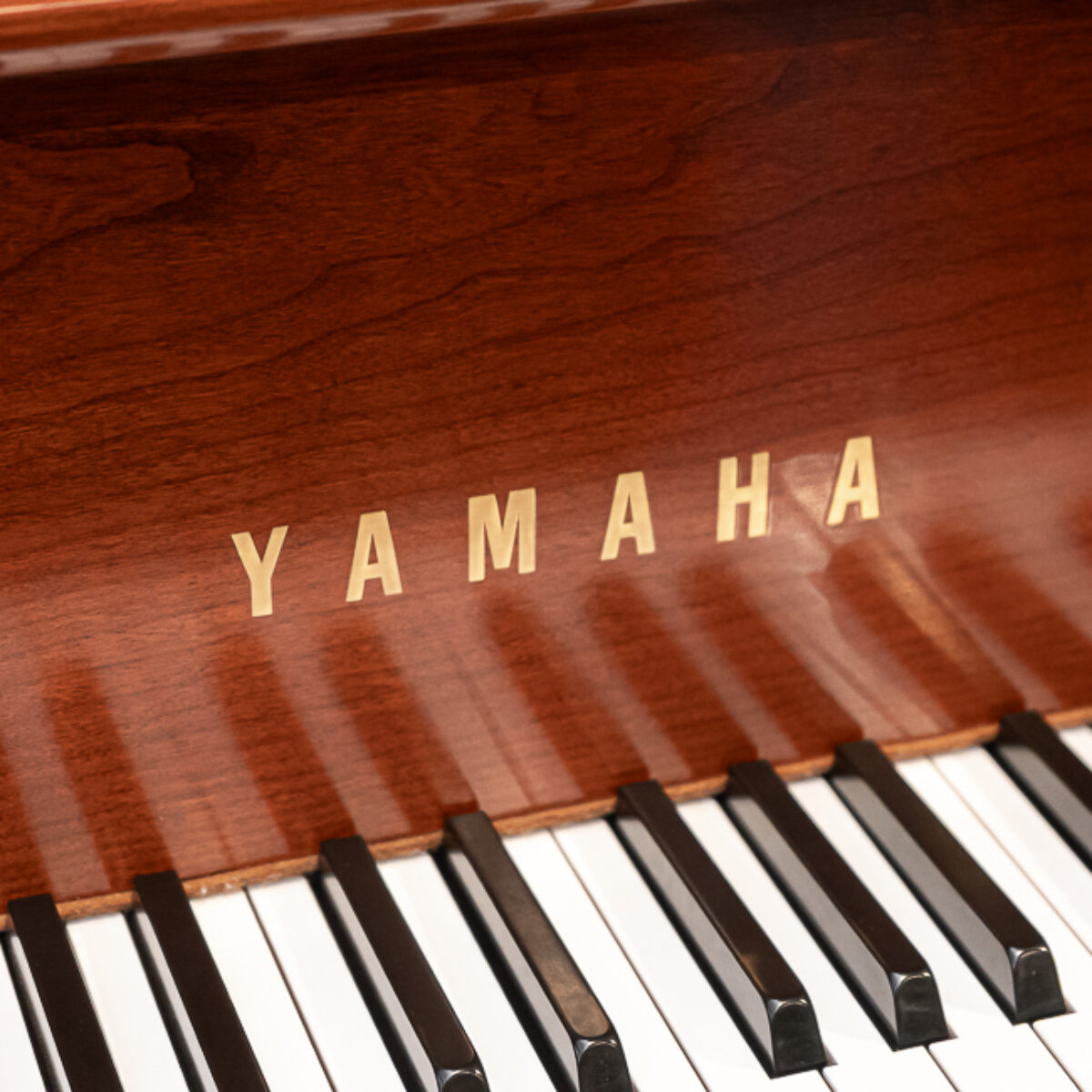 Yamaha GH1 Grand