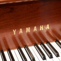 Yamaha GH1 Grand