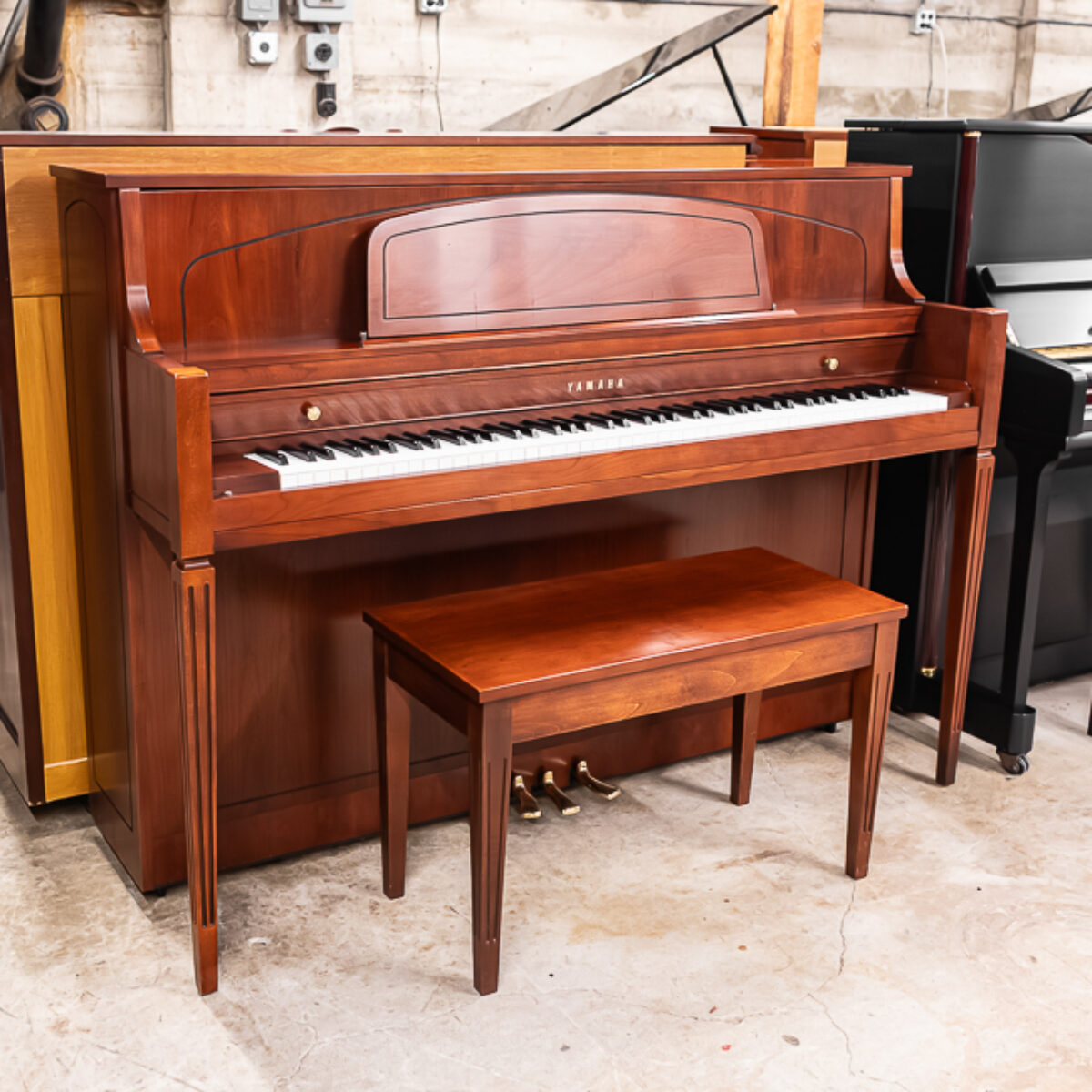 Yamaha M450 Upright