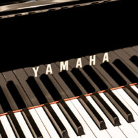 Yamaha GH1 Grand