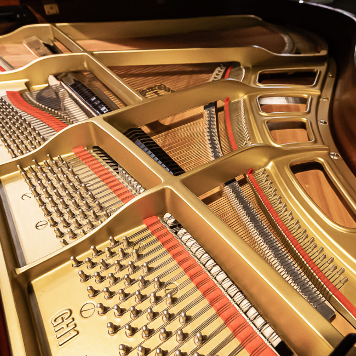 Yamaha GH1 Grand