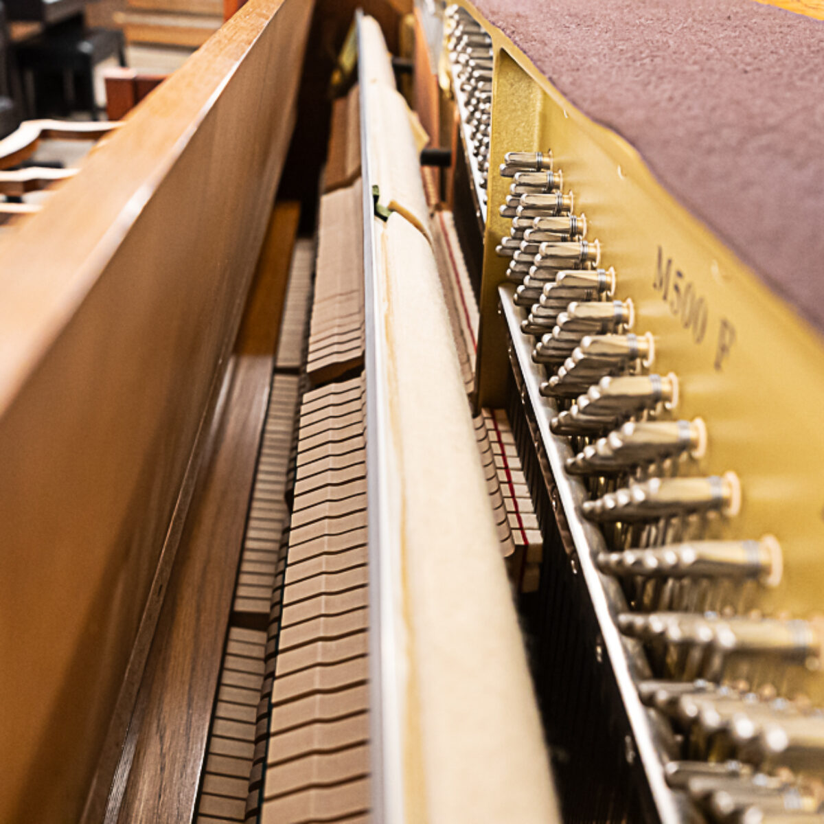 Yamaha M500F Upright