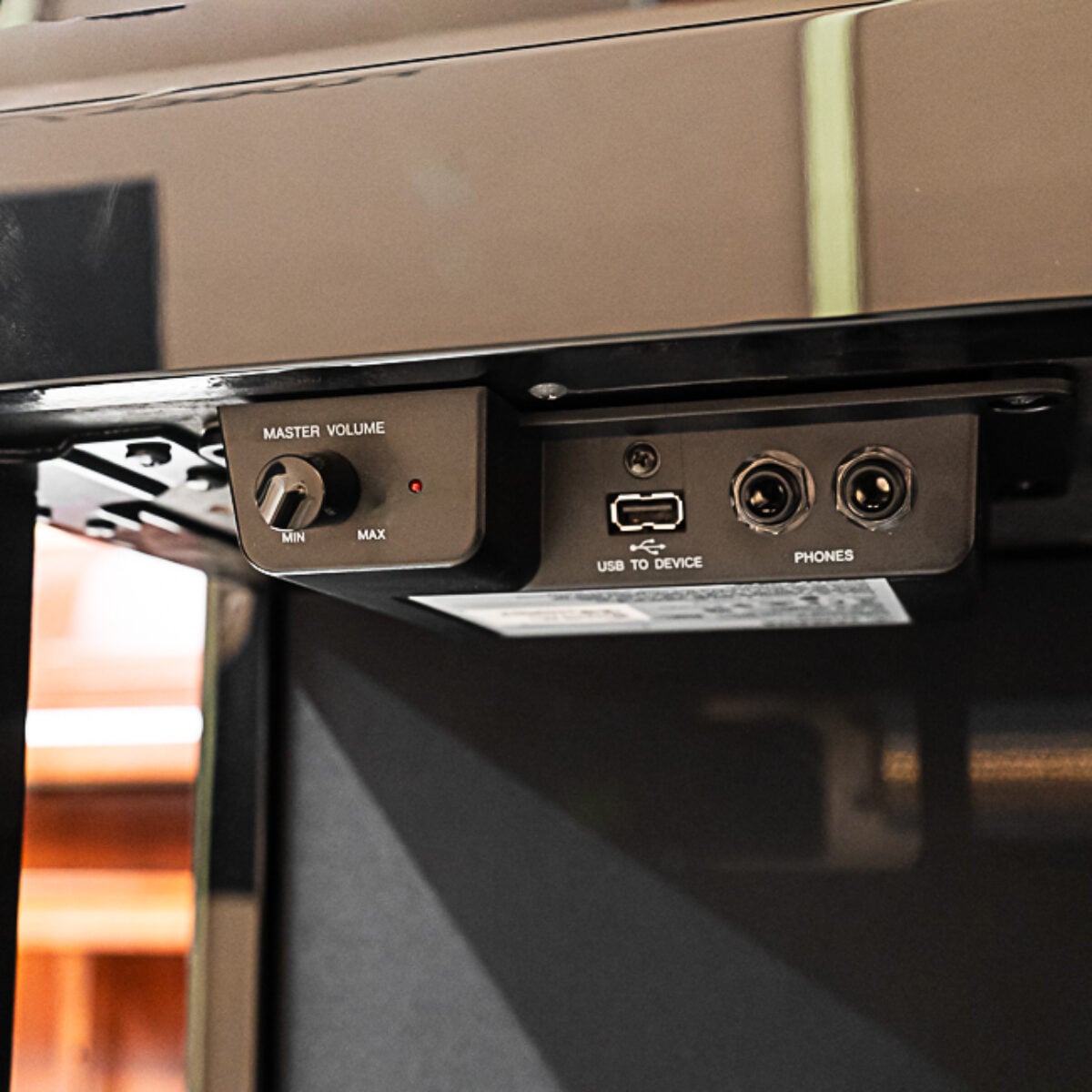 Yamaha NU1XA Hybrid Upright
