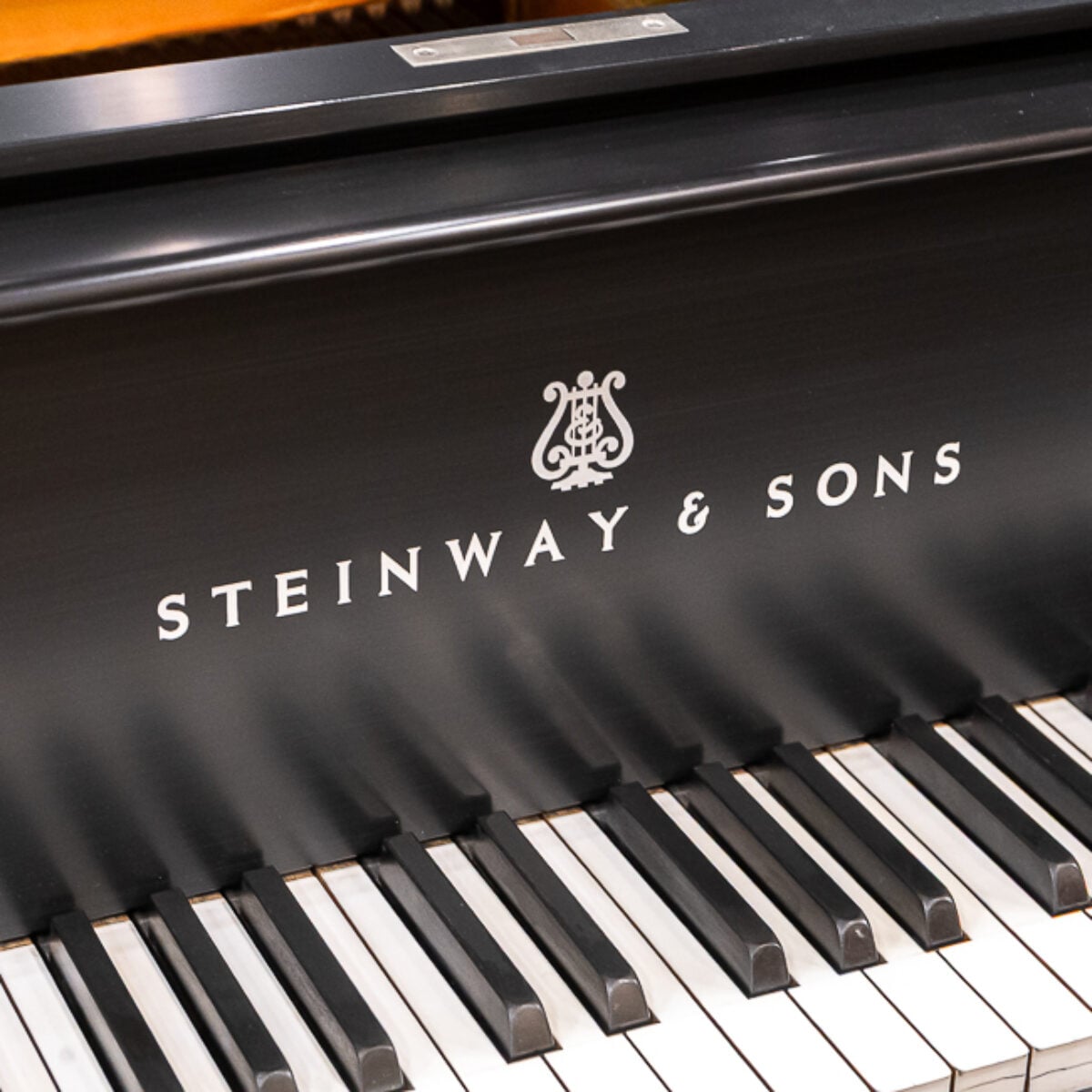 Steinway & Sons A
