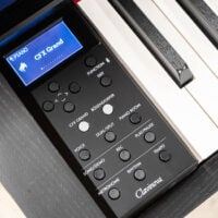 Yamaha CLP 745-Clavinova Digital