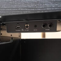 Yamaha CLP 745-Clavinova Digital