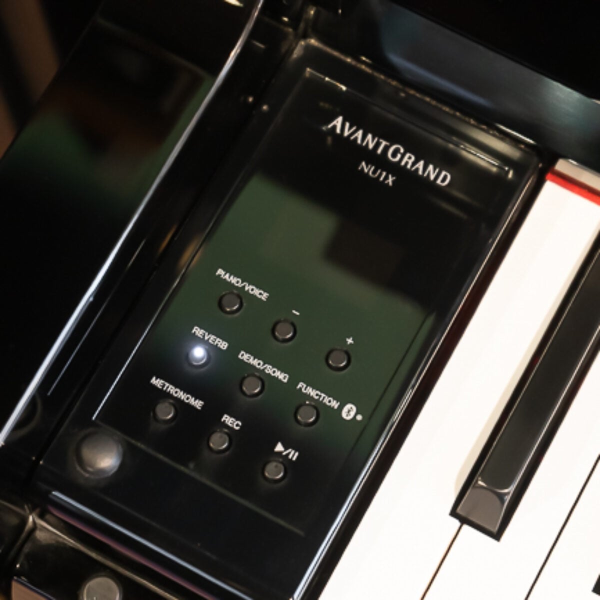 Yamaha NU1X Hybrid Upright