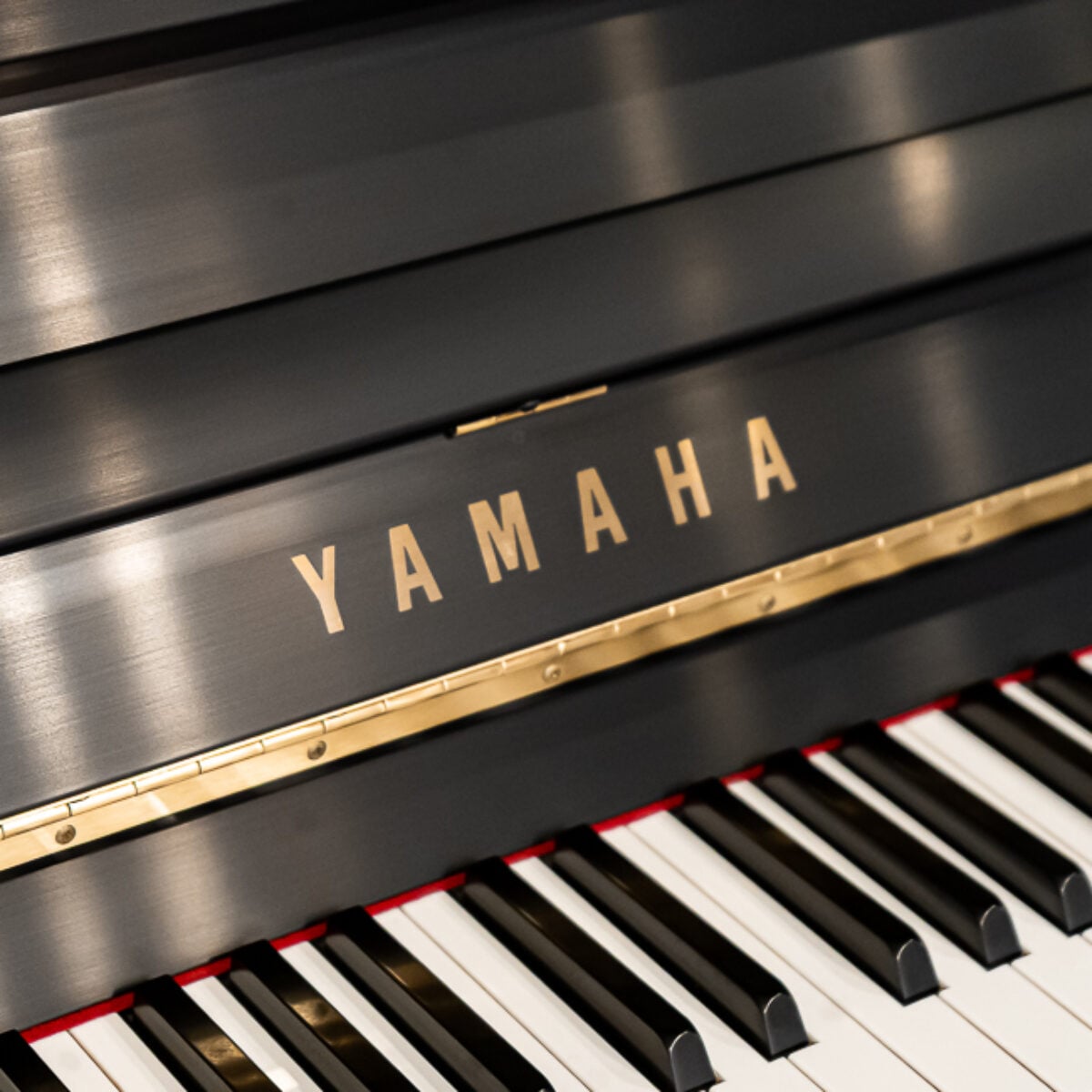 Yamaha T118 Upright