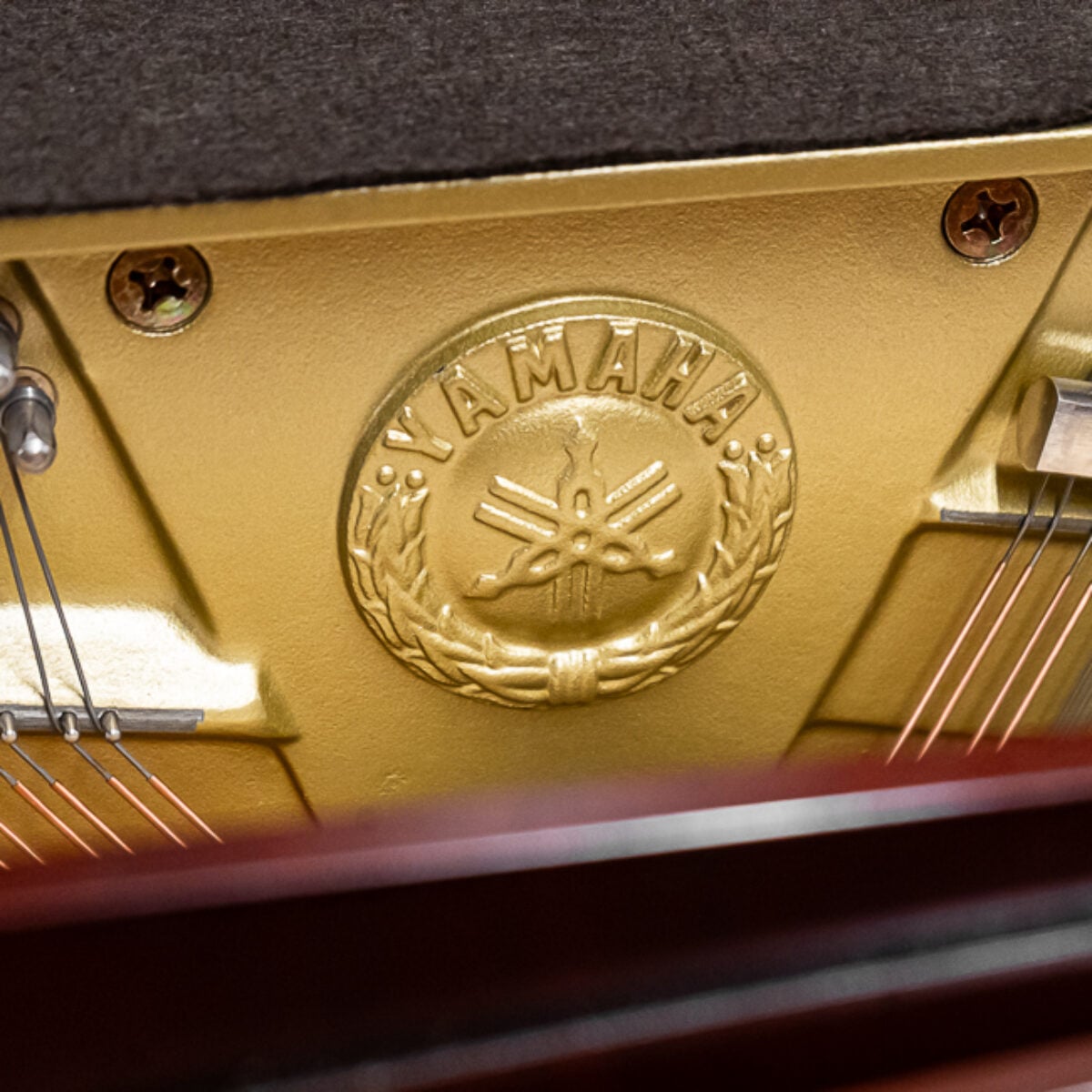 Yamaha M450 Upright