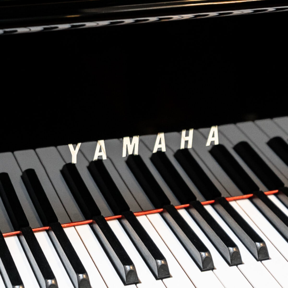 Yamaha C7 Semi-Concert Grand