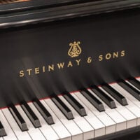 Steinway & Sons B