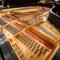 Steinway & Sons B