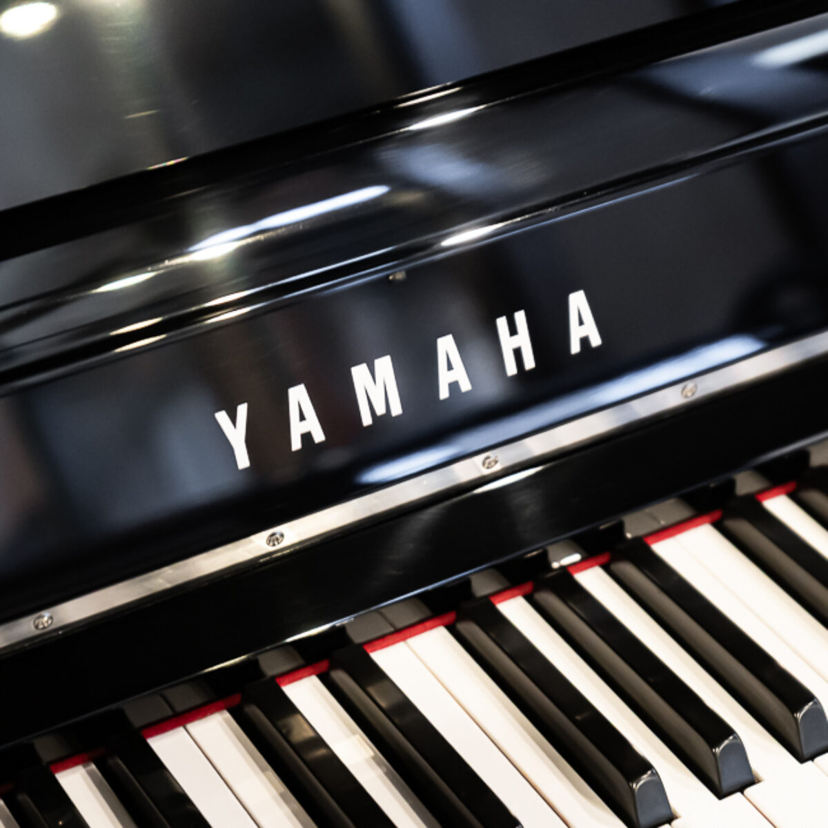 Yamaha NU1 Avant Hybrid Upright