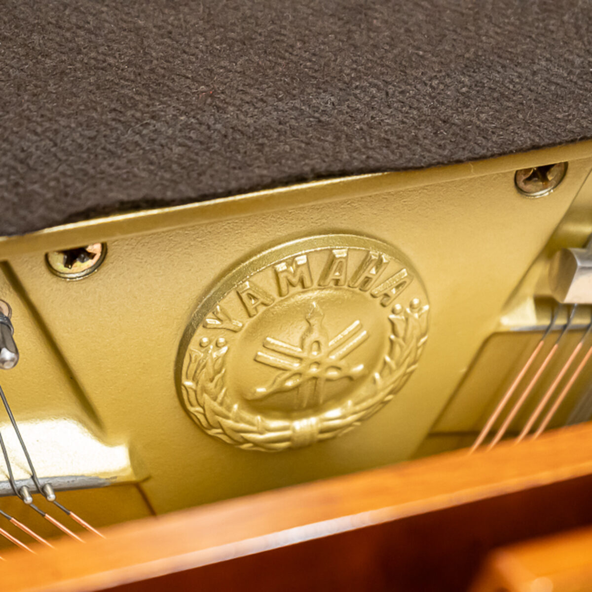 Yamaha M500 Decorator Upright