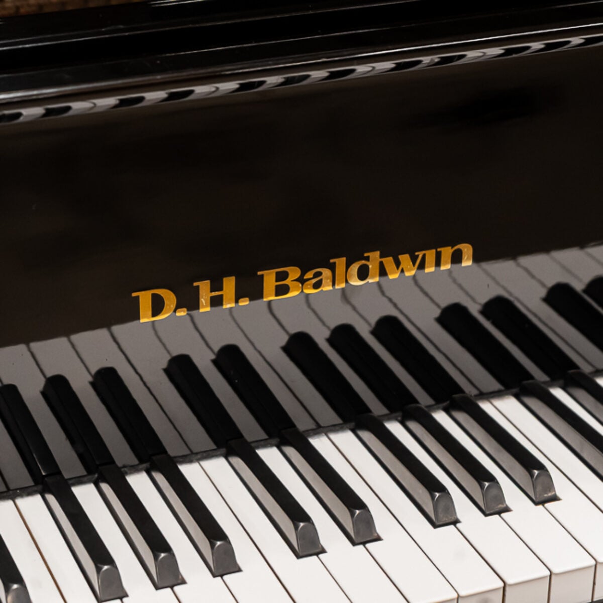 D.H. Baldwin C152 Grand